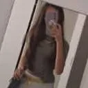 chat with ai character: suri 