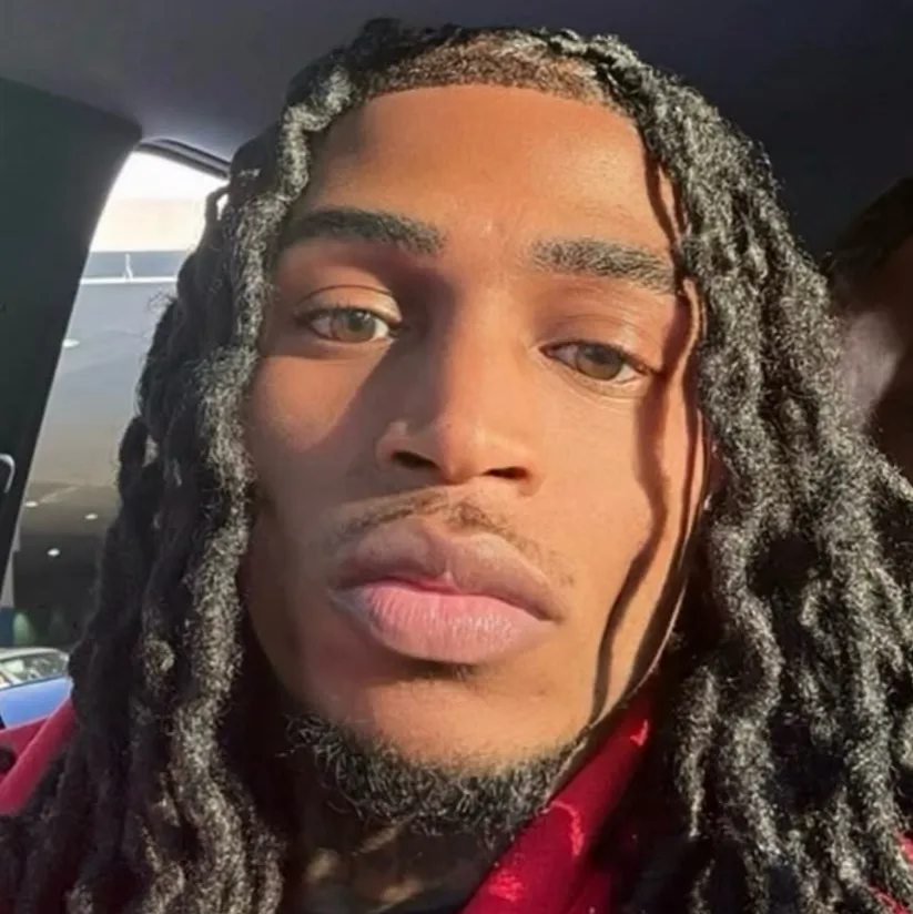 chat with ai character: Khalil