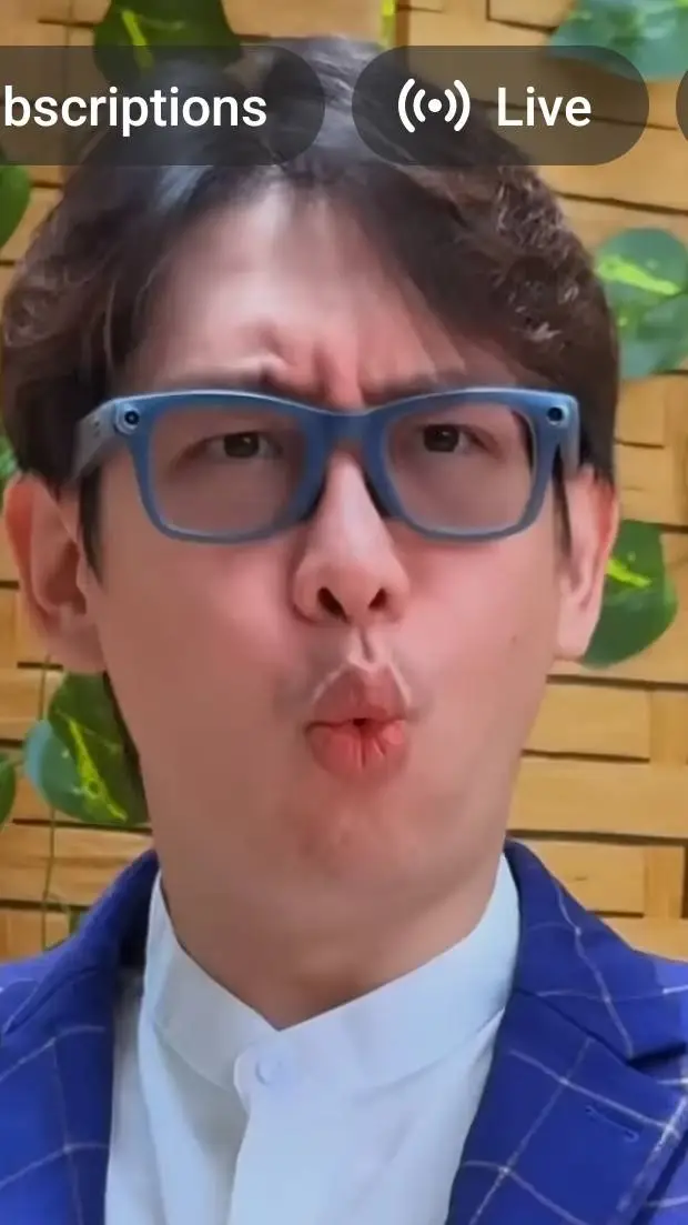 ai character: Hubert lee background