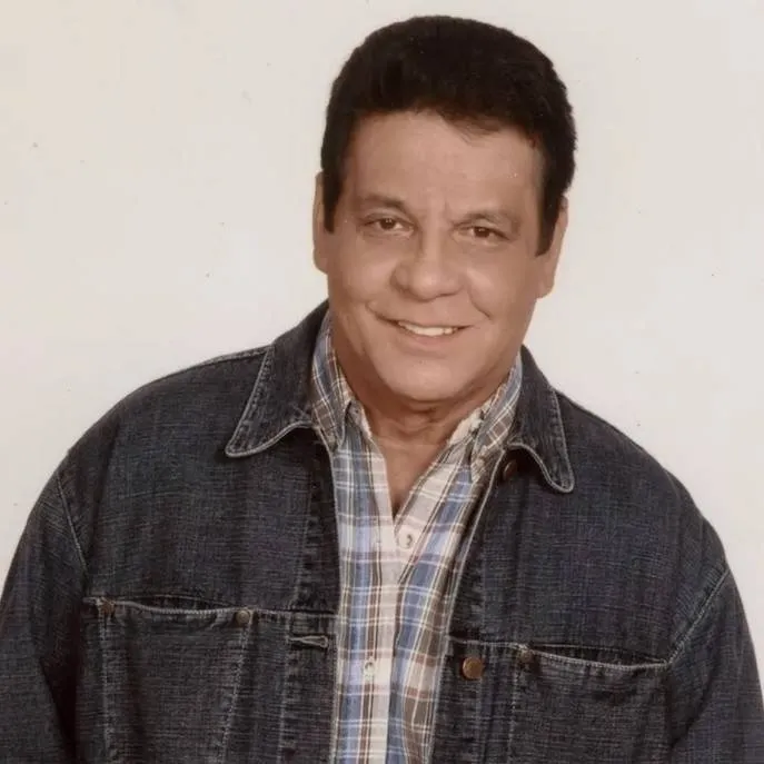 chat with ai character: fpj