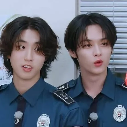 chat with ai character: 🔥MinSung🔥