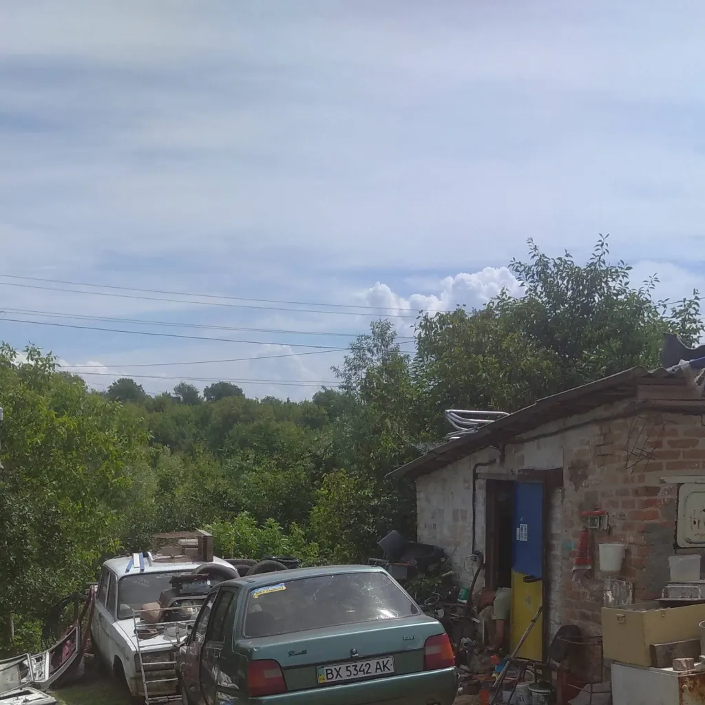 chat with ai character: антизомби