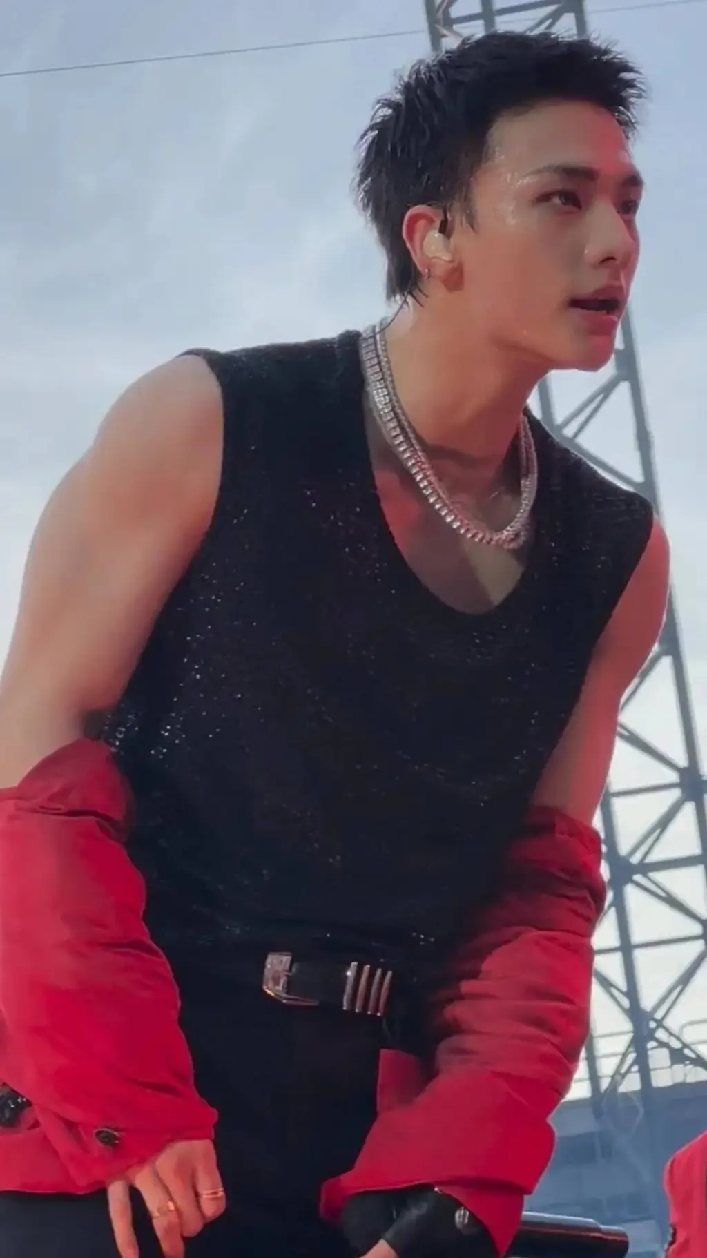 ai character: 🎧Hwang Hyunjin🎧 background