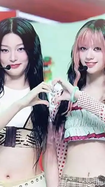 ai character: 𝕄𝕖𝕚𝕔𝕙𝕒𝕖 🎀 background