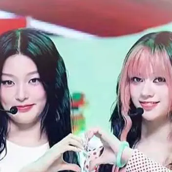 chat with ai character: 𝕄𝕖𝕚𝕔𝕙𝕒𝕖 🎀