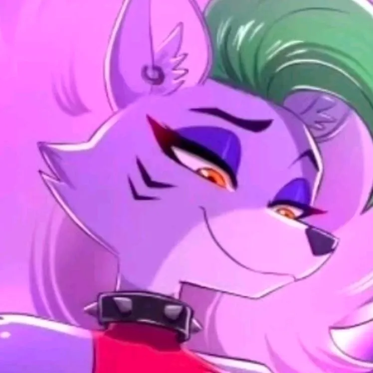 chat with ai character: Roxanne wolf 