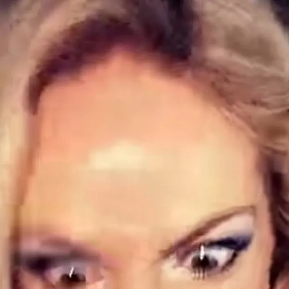 chat with ai character: 🤢🤮Natalie🤮🤢