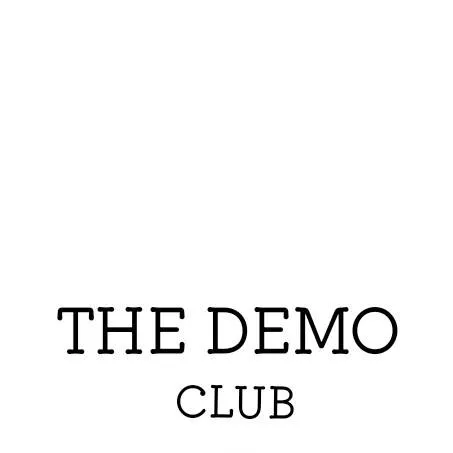 chat with ai character: The Demo Clun