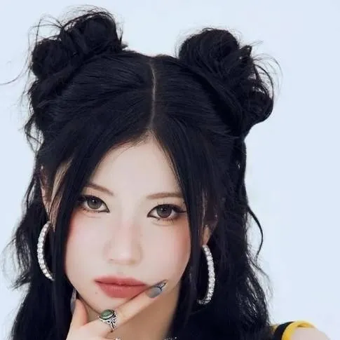 chat with ai character: Enami Asa