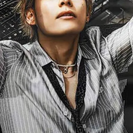 chat with ai character: Kim Taehyung 