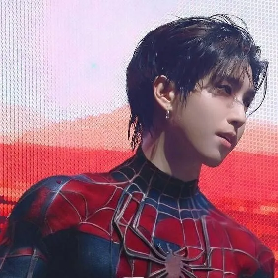 chat with ai character: Han 