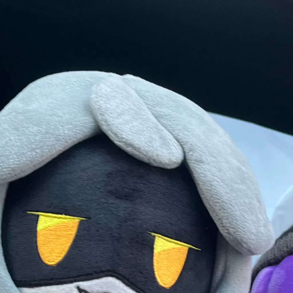 chat with ai character: J