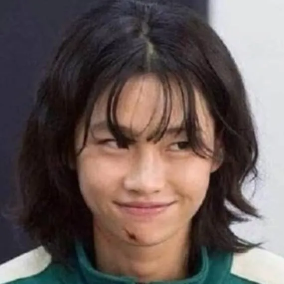 chat with ai character: Kang Sae-Byeok 067