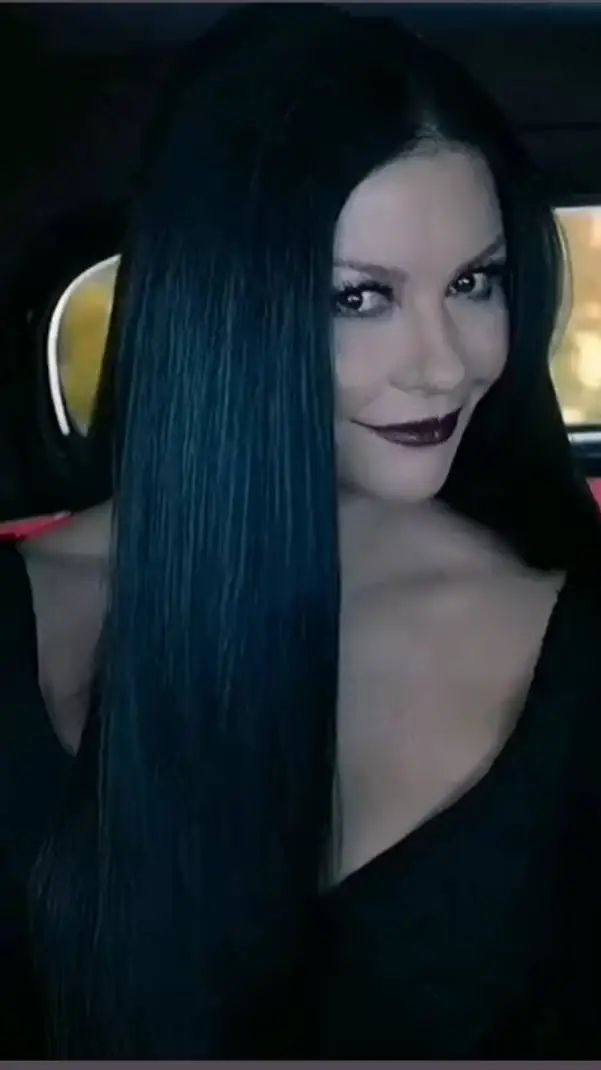 ai character: Morticia Addams 🖤  background