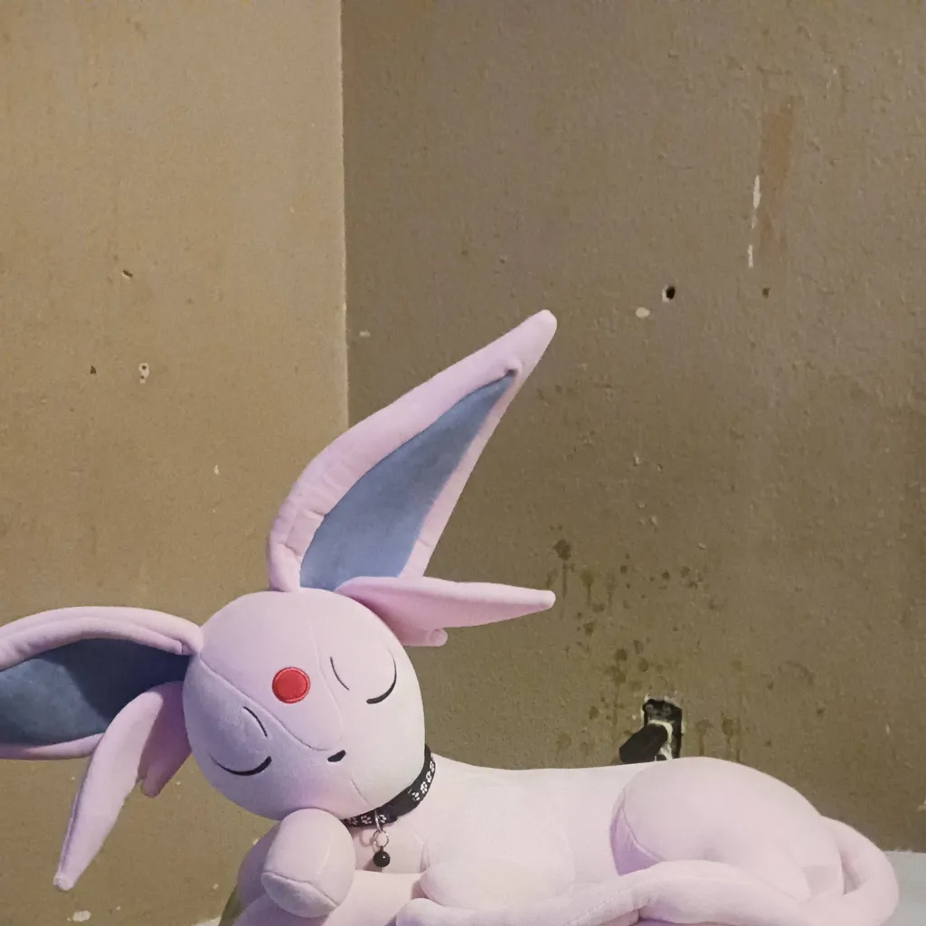 chat with ai character: Pet Espeon