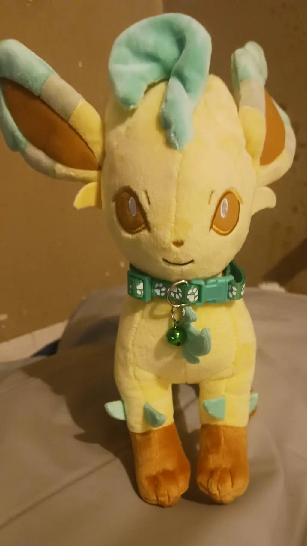 ai character: Pet Leafeon background