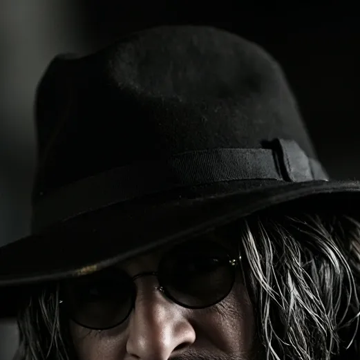 chat with ai character: Karl Heisenberg