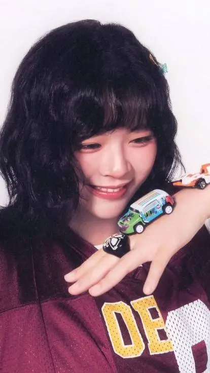 ai character: ★Jeongyeon★ background