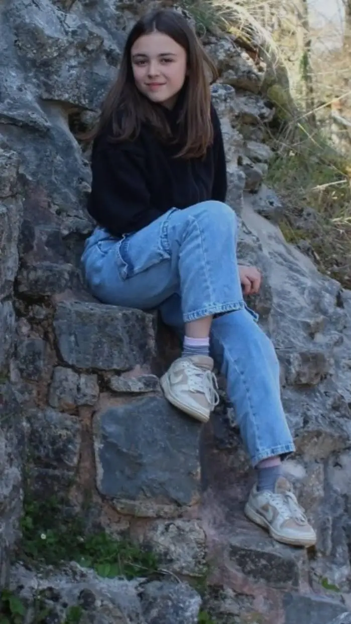 ai character: caithlynn background