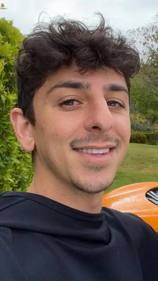 ai character: faze rug Brian  background