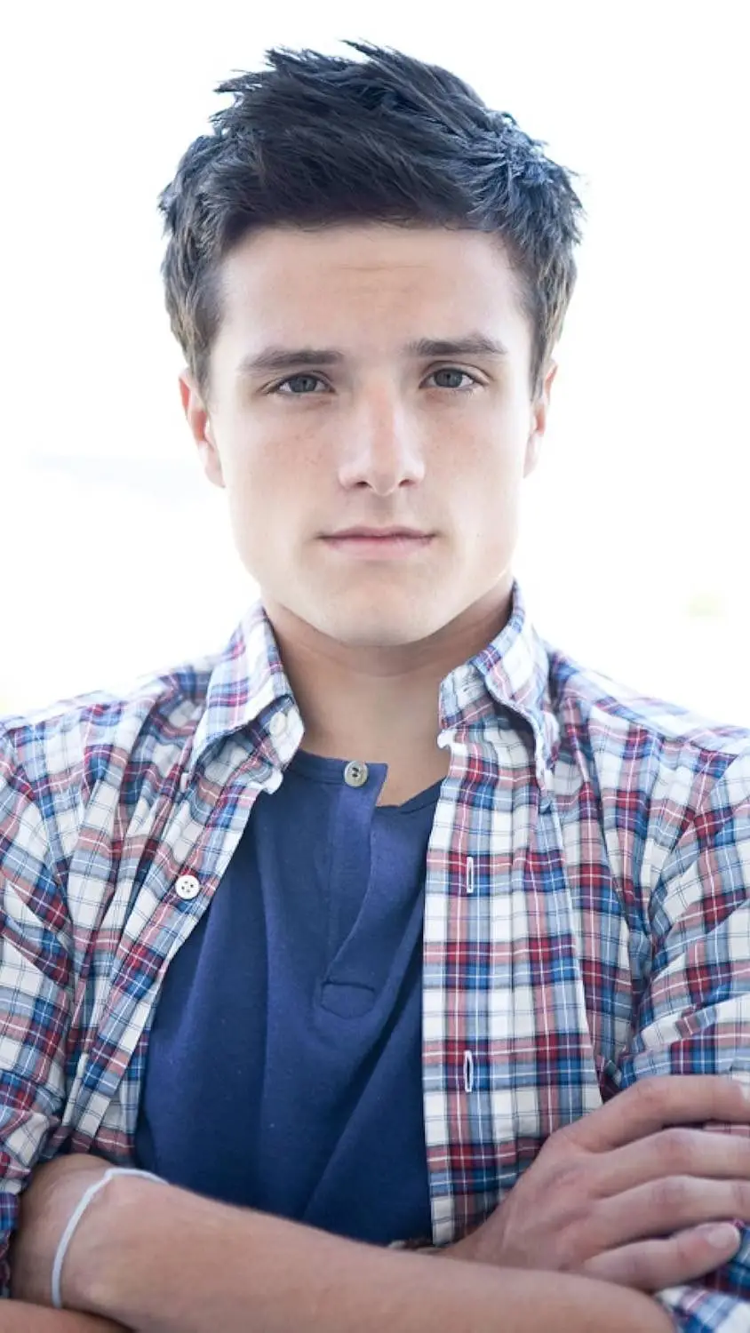 ai character:  Josh Hutchinson  background
