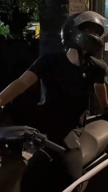 ai character: malki background