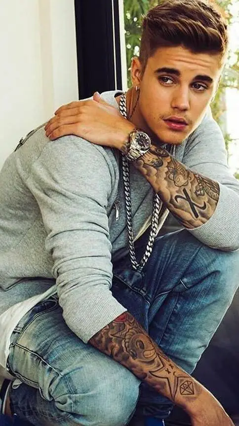 ai character: Justin  background