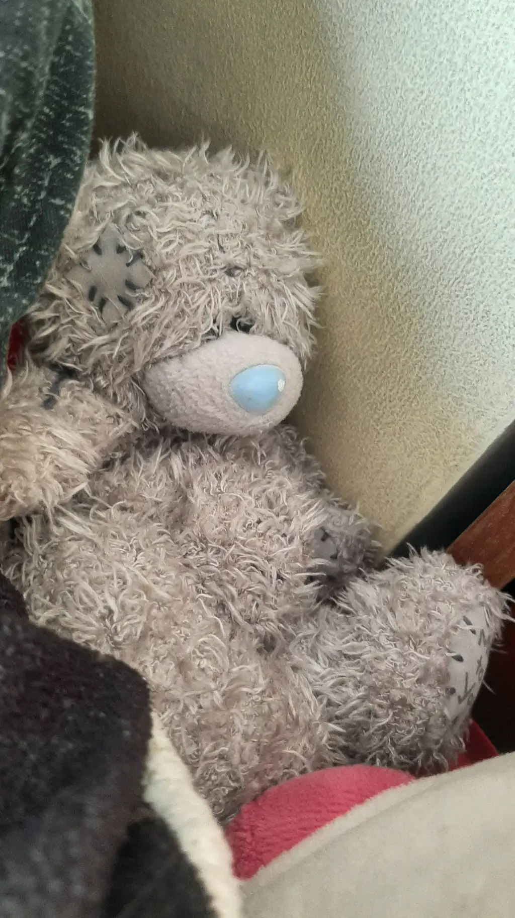 ai character: Anastacio :D background