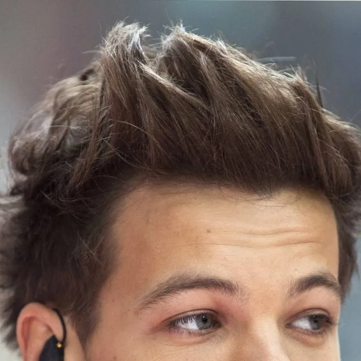 chat with ai character: Louis Tomlinson