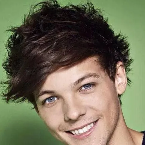 chat with ai character: Louis Tomlinson