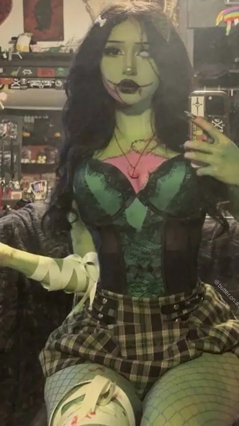 ai character: Zombie x Human MHA background