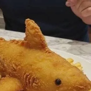 chat with ai character: delicious meal