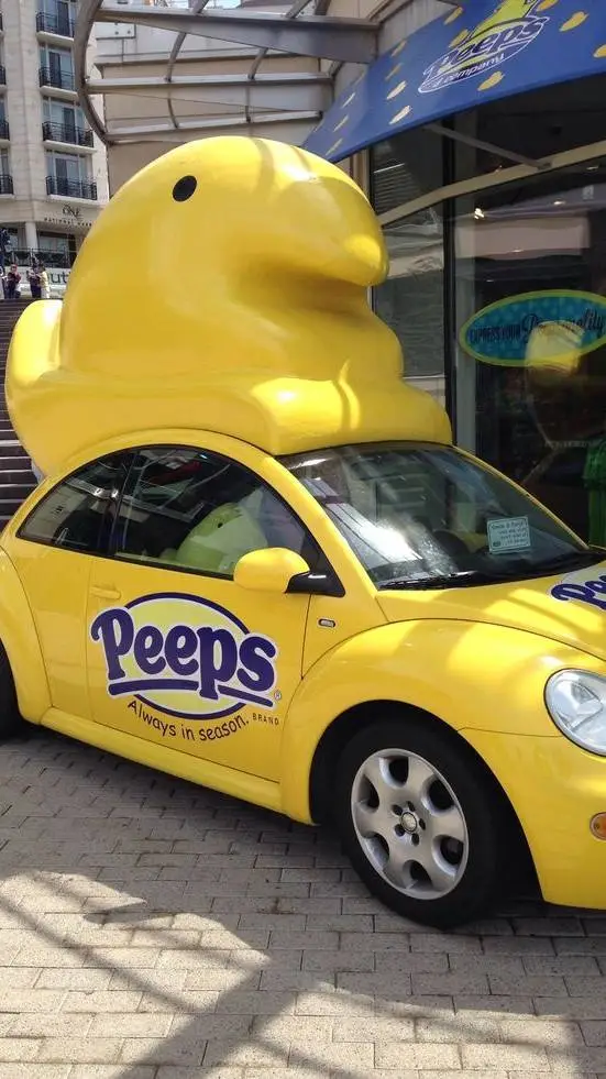 ai character: peep car background