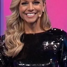 chat with ai character: Tiffany Coyne 