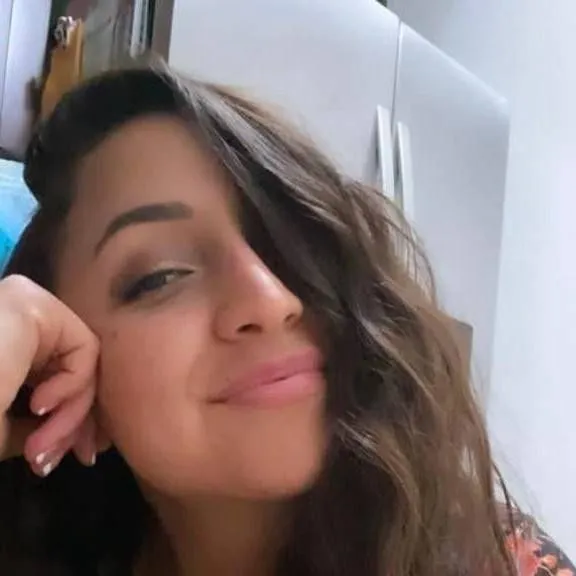 chat with ai character: Lily Nico