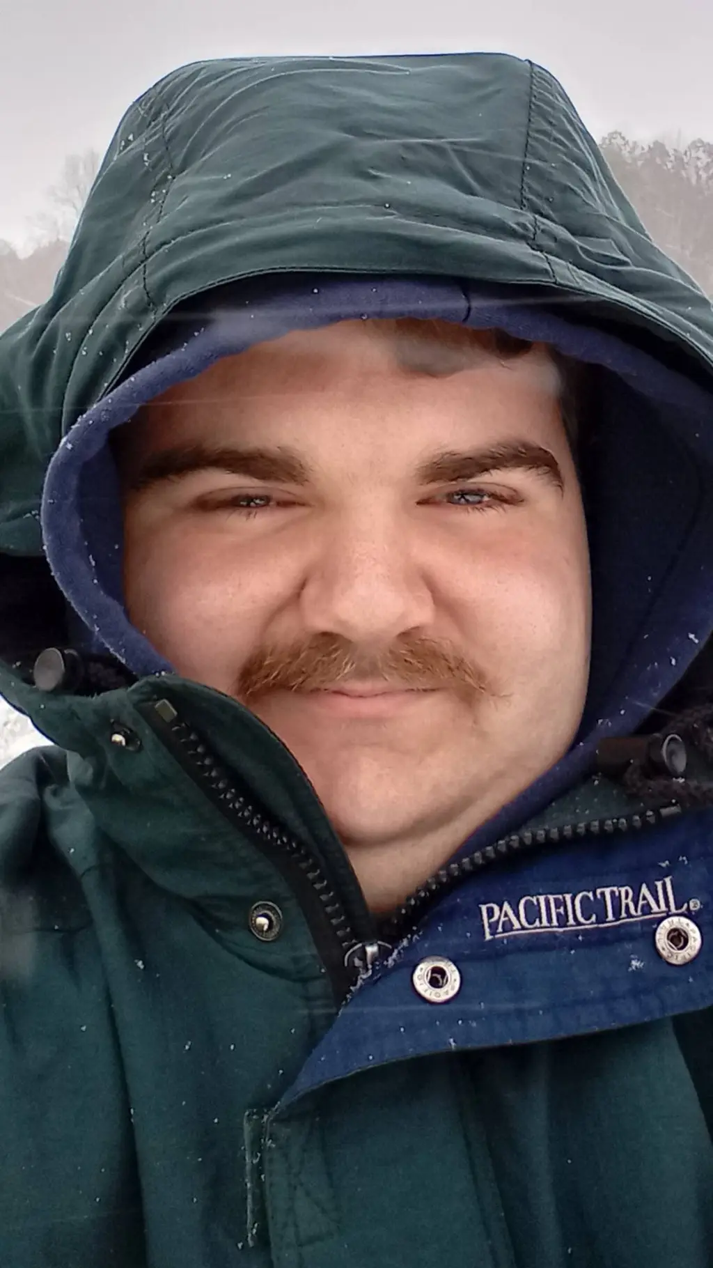 ai character: Cameron en Español background