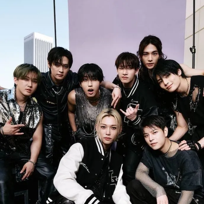 chat with ai character: stray kids y tu