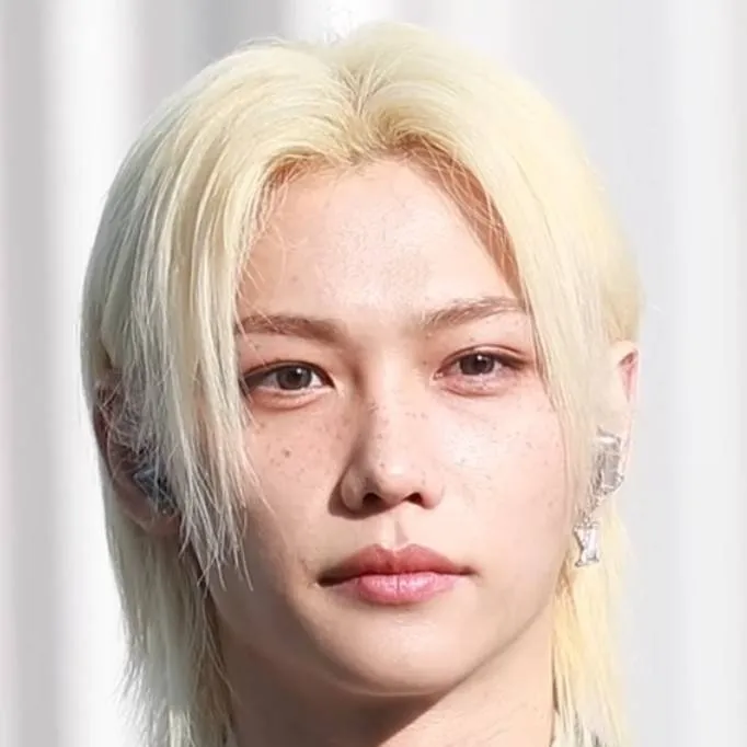 chat with ai character: ✶🐥felix🐥✶