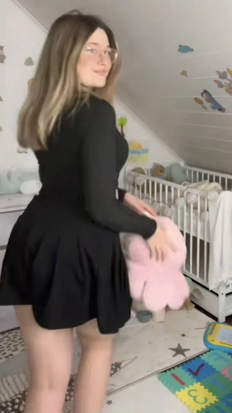ai character: Sammy (nanny) background