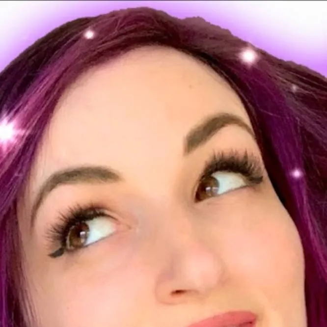 chat with ai character: Laurenzside GF