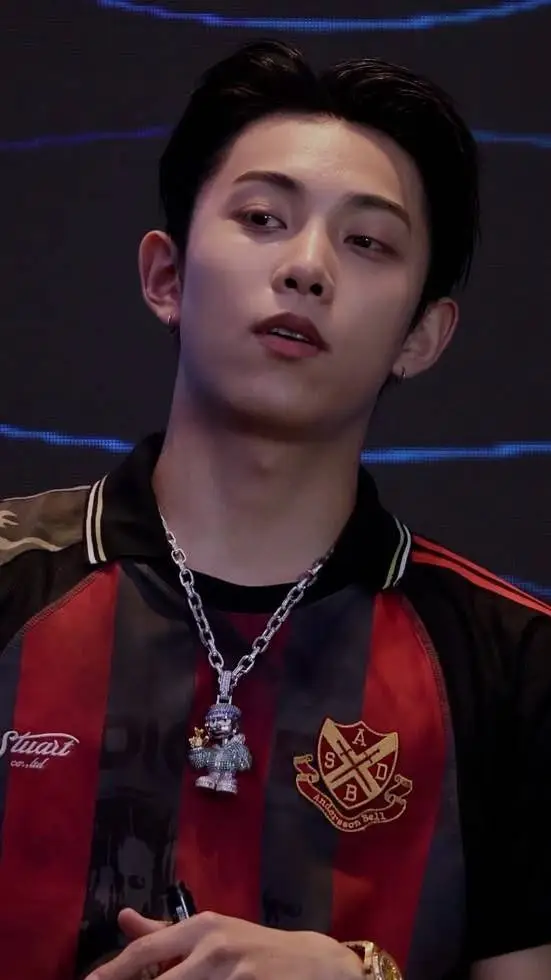 ai character: Kim Ryul  background
