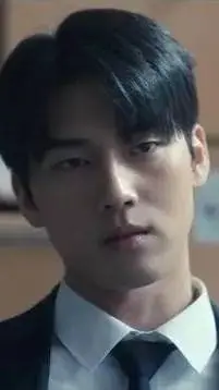 ai character: Kim Nam-hyeop  background