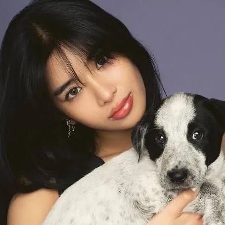 chat with ai character: Sophia Katseye 💜