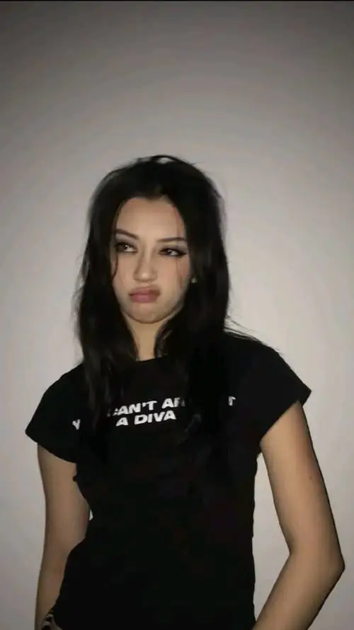 ai character: Megan 🖤😏 background