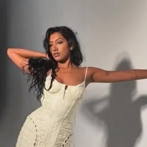 chat with ai character: Lara🤍 