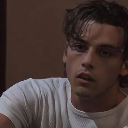 chat with ai character: Billy Loomis🩸🔪 