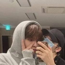 chat with ai character: ~Chanmin~