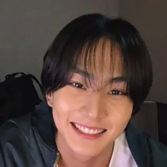 chat with ai character: leeknow × Jungwon