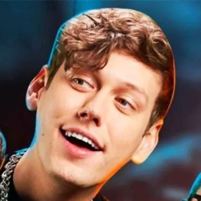 chat with ai character: Арсений