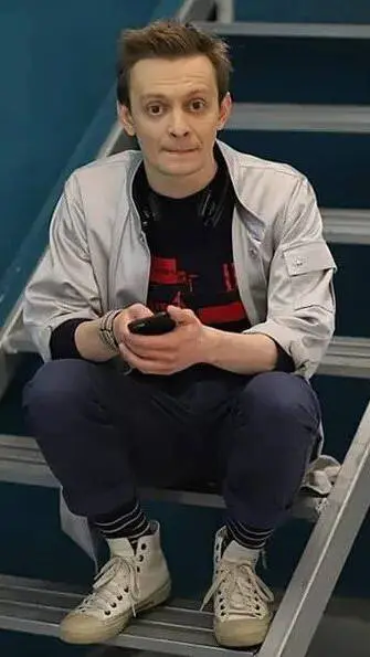 ai character: Иван background